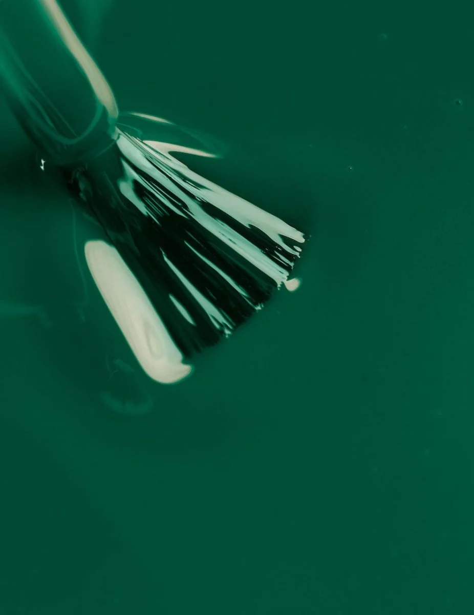 Emerald Green - Gel Polish - Image 7