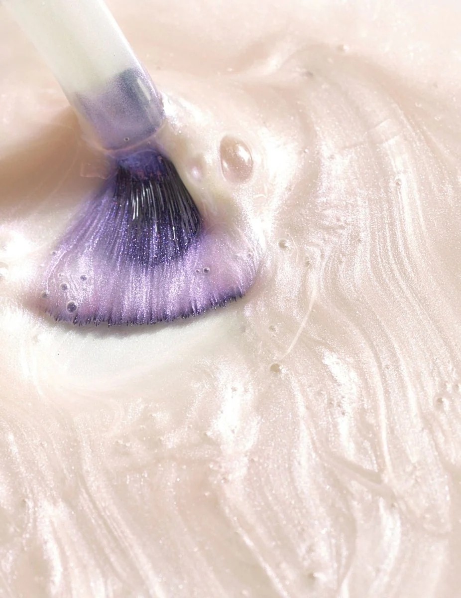 Pearlescence  - Quick Dry Nail Polish - Image 2